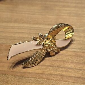 Vintage Avon Gold Tone Filigree With Pink Enamel Rose On Breast Cancer Ribbon 2”